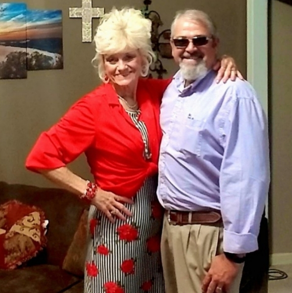 Meet your Posher, Kim. - Picture 3 of 3